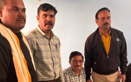 उपयंत्री 30 हजार की रिश्वत लेते रंगे हाथ पकड़ा गया