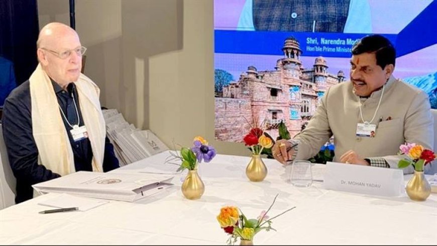 मुख्यमंत्री डॉ. यादव ने की मैनचेस्टर यूनाइटेड के निदेशक से चर्चा