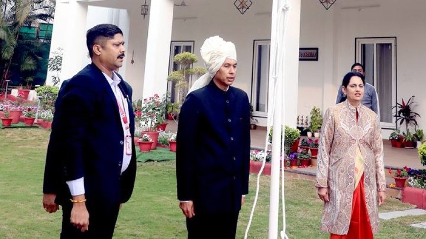 मुख्य सचिव श्री अनुराग जैन ने गणतंत्र दिवस पर फहराया राष्ट्रीय ध्वज