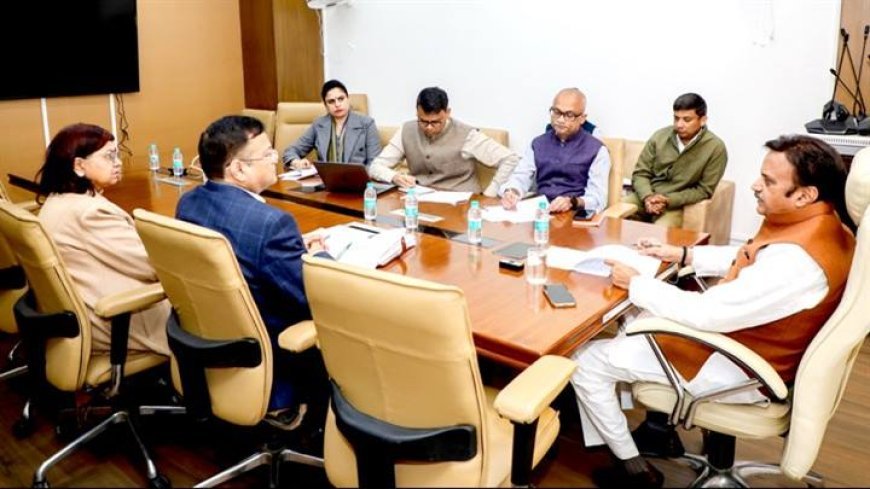 पीएससी एवं कर्मचारी चयन मंडल के माध्यम से की जा रही भर्ती प्रक्रिया की नियमित करें समीक्षा : उप मुख्यमंत्री श्री शुक्ल