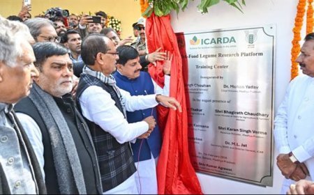मुख्यमंत्री डॉ. मोहन यादव और केंद्रीय कृषि मंत्री श्री शिवराज सिंह चौहान ने सीहोर में इकॉर्डा (शुष्क क्षेत्र में अन्तर्राष्ट्रीय कृषि अनुसंधान केन्द्र) अंतर्गत खाद्य फलिया अनुसंधान मंच के प्रशिक्षण केंद्र का शुभारंभ किया।