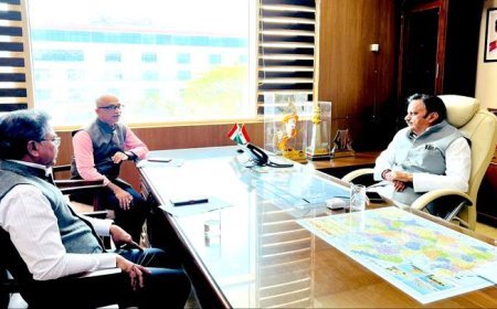 सीएचसी को एफआरयू के रूप में उन्नत करने के लिए मैनपावर की उपलब्धता सुनिश्चित करें: उप मुख्यमंत्री श्री शुक्ल