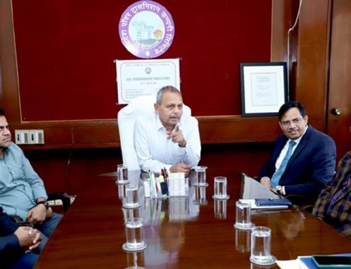 “एमपी ट्रांसको के साथ कदम से कदम मिलाकर राष्ट्र निर्माण में सहभागी बनेगी पावर ग्रिड”