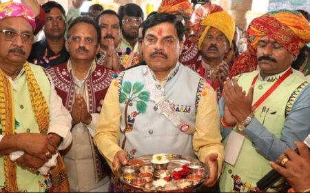 मुख्यमंत्री डॉ. यादव और कैबिनेट मंत्रियों ने निमाड़-मालवा के लोक देवता भीलट देव से सभी की समृद्धि के लिए की कामना