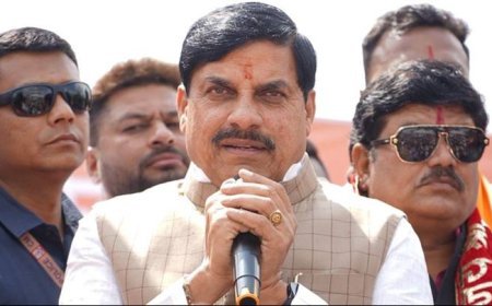 मुख्यमंत्री डॉ. मोहन यादव ने उज्जैन के फ्रीगंज टॉवर क्षेत्र में चेटीचंड पर समाज के बंधुओं को बधाई और मंगलकामनाएं दी।