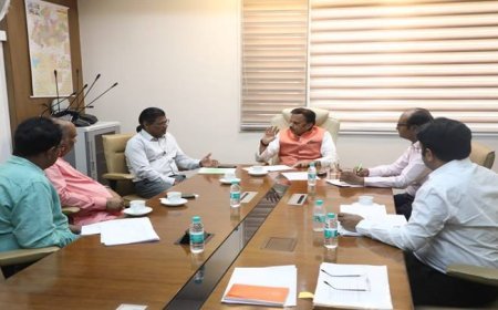 क्षेत्र के समग्र विकास के लिए सुदृढ़ अधोसंरचना का विकास अत्यंत आवश्यक: उप मुख्यमंत्री श्री शुक्ल