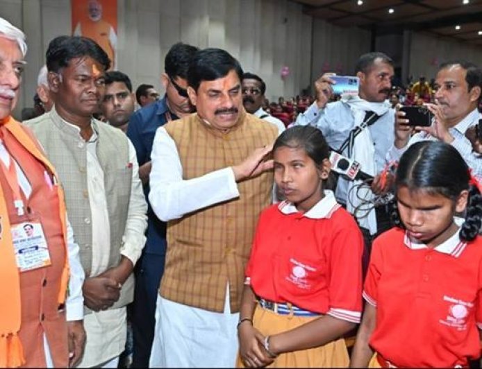 एचपीवी वैक्सीन का एक टीका बेटियों को बचाएगा सर्वाइकल कैंसर से : मुख्यमंत्री डॉ. यादव