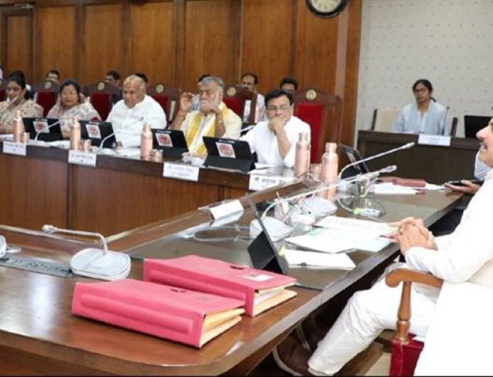 मंत्रि-परिषद ने 6,940 करोड़ रुपये के विभिन्न निर्माण और विकास कार्यों की दी मंजूरी