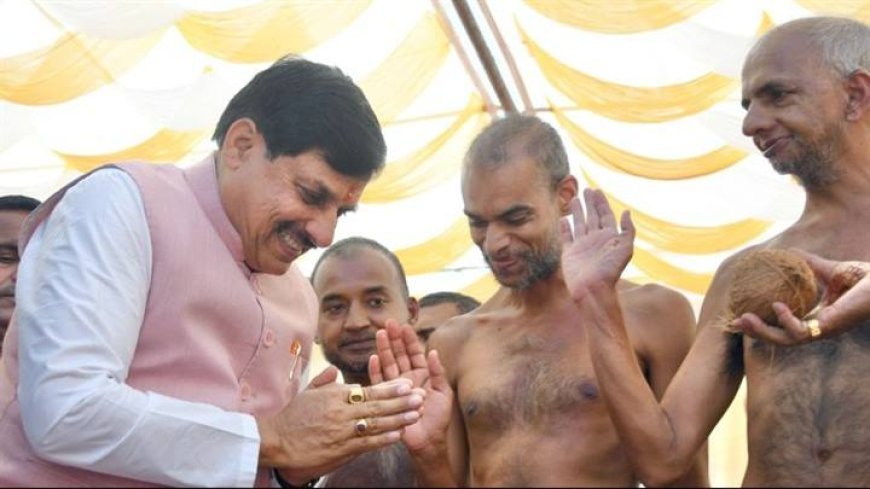 मुख्यमंत्री डॉ. यादव ने महावीर जयंती पर श्रमण मुनि श्री 108 संभव सागर जी महाराज का आशीर्वाद प्राप्त किया