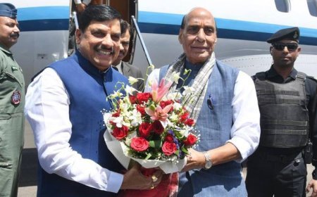 मुख्यमंत्री डॉ. यादव ने की केंद्रीय रक्षा मंत्री श्री राजनाथ सिंह की आत्मीय अगवानी