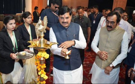 मुख्यमंत्री डॉ. मोहन यादव ने भोपाल में ग्रीन बिल्डिंग तकनीक एवं इंडियन बिल्डिंग कांग्रेस की 113वी गवर्निंग काउंसिल मीटिंग और अखिल भारतीय सेमिनार का दीप प्रज्ज्वलित कर शुभारंभ किया।