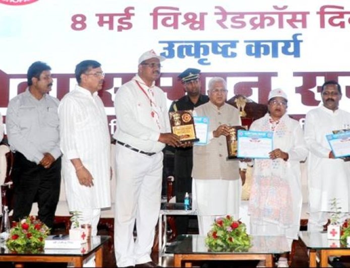 रेडक्रॉस के उद्देश्य और सेवा कार्यों से जन-जन को करें प्रेरित : राज्यपाल श्री पटेल