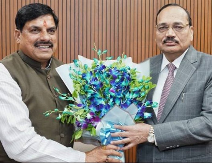 मुख्यमंत्री डॉ. यादव ने मुख्य न्यायाधीश न्यायमूर्ति श्री सूर्यकांत से भेंट की