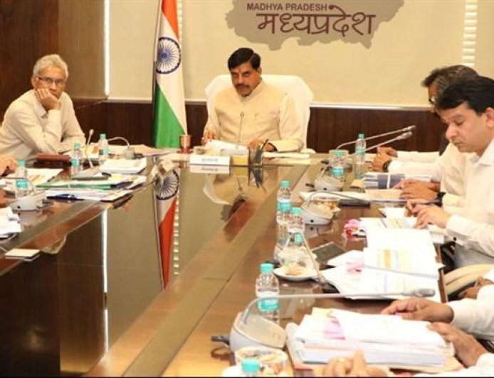 भोपाल और इंदौर-उज्जैन मेट्रोपॉलिटन क्षेत्र नई सड़कों से होगा समृद्ध : मुख्यमंत्री डॉ.यादव