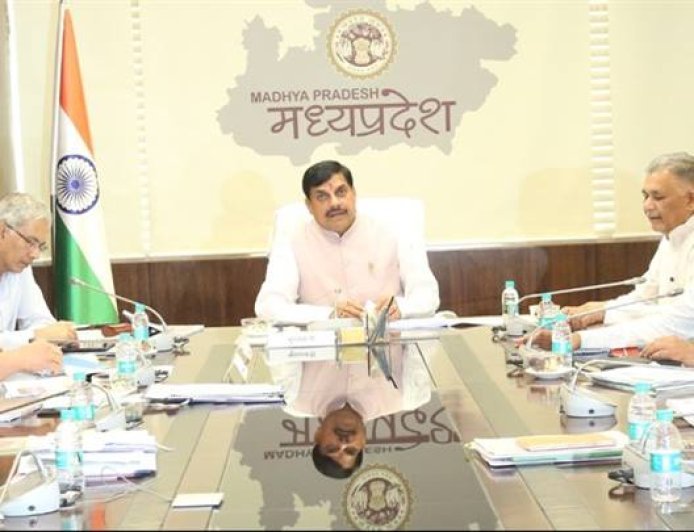 आयुर्वेद चिकित्सा के सफल प्रयोग की जानकारी और लाभ जन-जन तक पहुंचायें: मुख्यमंत्री डॉ. यादव