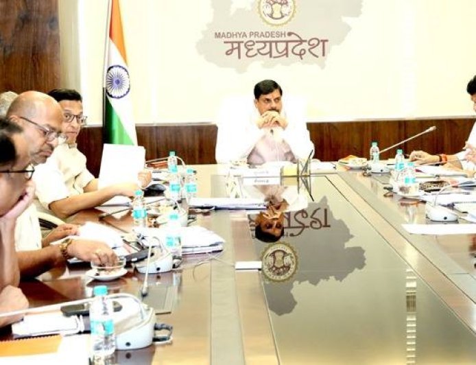 उपभोक्ता हित में अन्य विभागों से समन्वय बढ़ाकर कार्य करे खाद्य विभाग : मुख्यमंत्री डॉ. यादव