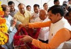 मुख्यमंत्री डॉ. यादव ने डॉ. श्यामा प्रसाद मुखर्जी के बलिदान दिवस पर उनकी प्रतिमा पर पुष्पांजलि अर्पित कर श्रद्धांजलि दी