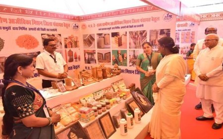 नारी सशक्तिकरण और आत्मनिर्भर भारत की संकल्पना को साकार करने सभी की सहभागिता जरूरी : राष्ट्रपति श्रीमती मुर्मु