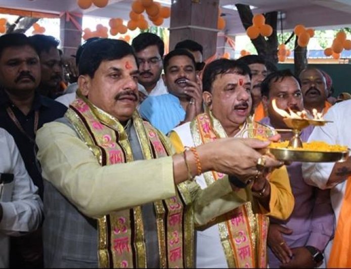 प्रधानमंत्री श्री मोदी दुनिया के सबसे बड़े लोकतंत्र के नायक : मुख्यमंत्री डॉ. यादव