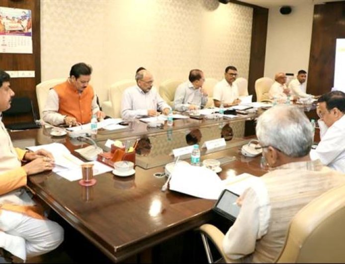 कौशल विकास और पर्यटन विभाग युवाओं के रोजगार के लिये समन्वयपूर्वक करें प्रबंध : मुख्यमंत्री डॉ. यादव