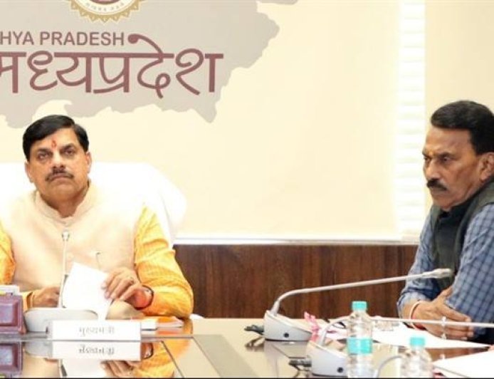 कृषक कल्याण वर्ष में अगली छमाही में 14 जिलों में 6 लाख हेक्टेयर क्षेत्र में बढ़ेंगी सिंचाई सुविधाएं : मुख्यमंत्री डॉ. यादव