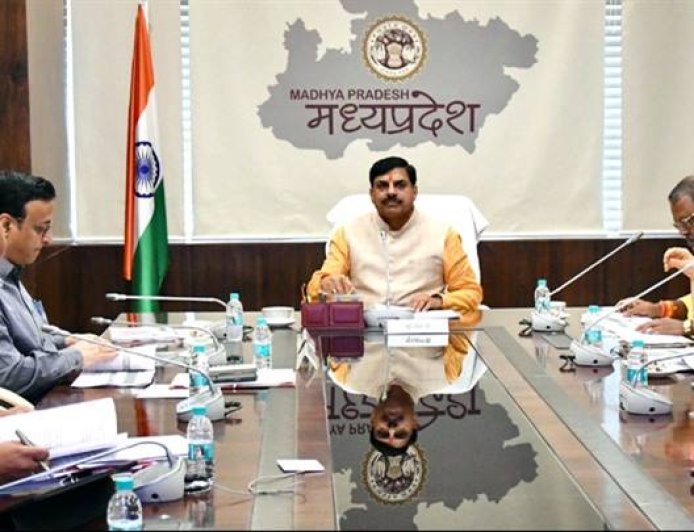 शैक्षणिक पाठ्यक्रम में नशे के दुष्परिणामों पर जानकारी देना आवश्यक : मुख्यमंत्री डॉ. यादव