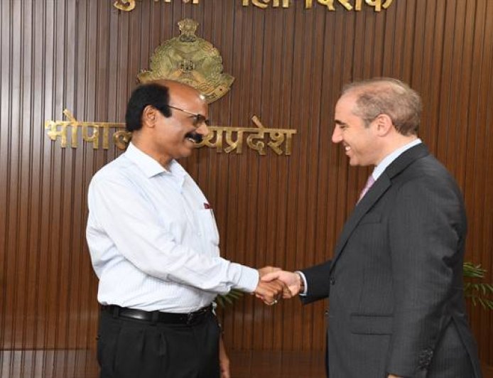 पुलिस महानिदेशक श्री कैलाश मकवाणा से नीदरलैंड के कॉन्सुल जनरल ने की शिष्टाचार भेंट