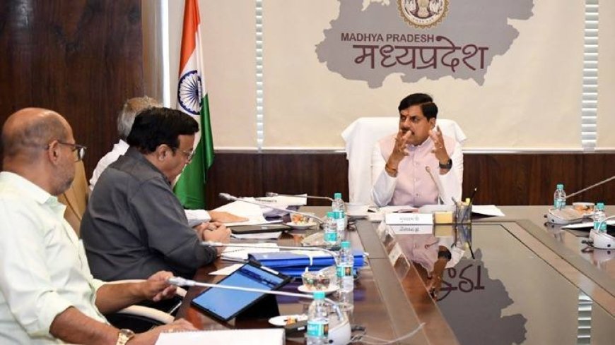 महिलाओं और बच्चों के कल्याण के लिए बेहतर कार्य करने वालों को प्रोत्साहन और लापरवाही बरतने वालों पर कड़ी कार्रवाई करें : मुख्यमंत्री डॉ. यादव