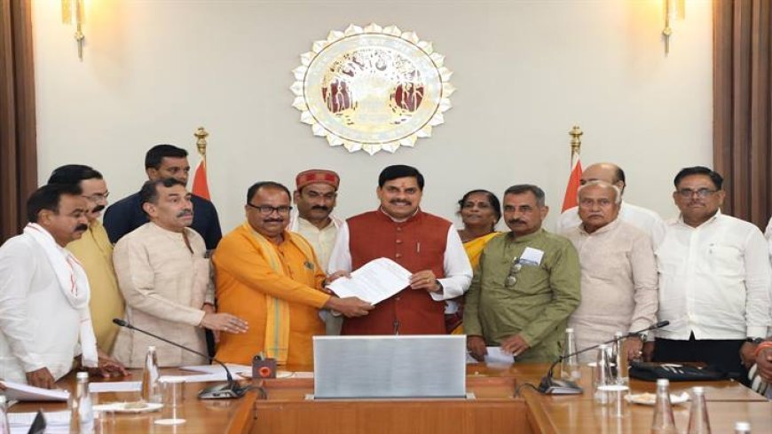 कृषक कल्याण वर्ष में अन्नदाताओं के सम्मान और सुविधाएं बढ़ाने के लिए प्रतिबद्ध है सरकार : मुख्यमंत्री डॉ. यादव