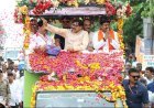 मुख्यमंत्री डॉ. मोहन यादव ने शाजापुर के कालापीपल में रोड शो कर जनता का अभिवादन किया।