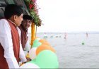 मुख्यमंत्री डॉ. मोहन यादव ने रविवार को बोट क्लब परिसर में तीसरी राजा भोज मल्टीक्लास सेलिंग चैंपियनशिप के समापन समारोह के दौरान बोट्स का मुआयना किया।