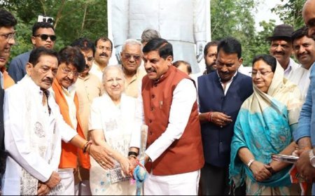 मुख्यमंत्री डॉ. यादव ने स्व. श्री अटल बिहारी वाजपेयी की 25 फीट ऊंची प्रतिमा स्थापना के लिए किया भूमिपूजन