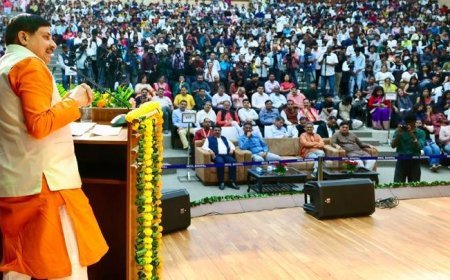 फेक न्यूज के जमाने में हम नेक न्यूज वाले बनें : मुख्यमंत्री डॉ. यादव