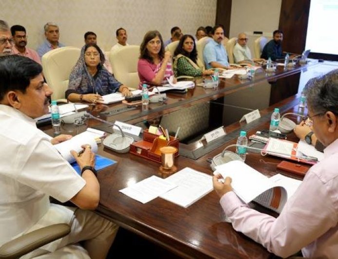 व्यवस्थित ग्रामीण विकास और जनकल्याण कार्यक्रमों के प्रभावी क्रियान्वयन के लिए पंचायतों को सशक्त बनाना आवश्यक : मुख्यमंत्री डॉ. यादव