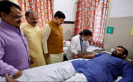 मुख्यमंत्री डॉ. मोहन यादव ने शासकीय जयप्रकाश चिकित्सालय में सेवा से संकल्प अभियान के अंतर्गत सेवा मेरा योगदान कार्यक्रम में रक्तदान शिविर का शुभारंभ किया।