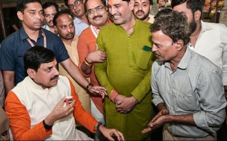 मुख्यमंत्री डॉ. यादव ने बरेला में सड़क किनारे लगी दुकान पर पी चाय