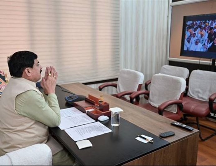 वृंदावन ग्राम में उन्नत नस्ल के पशुओं की प्रतियोगिता आयोजित करें : मुख्यमंत्री डॉ. यादव